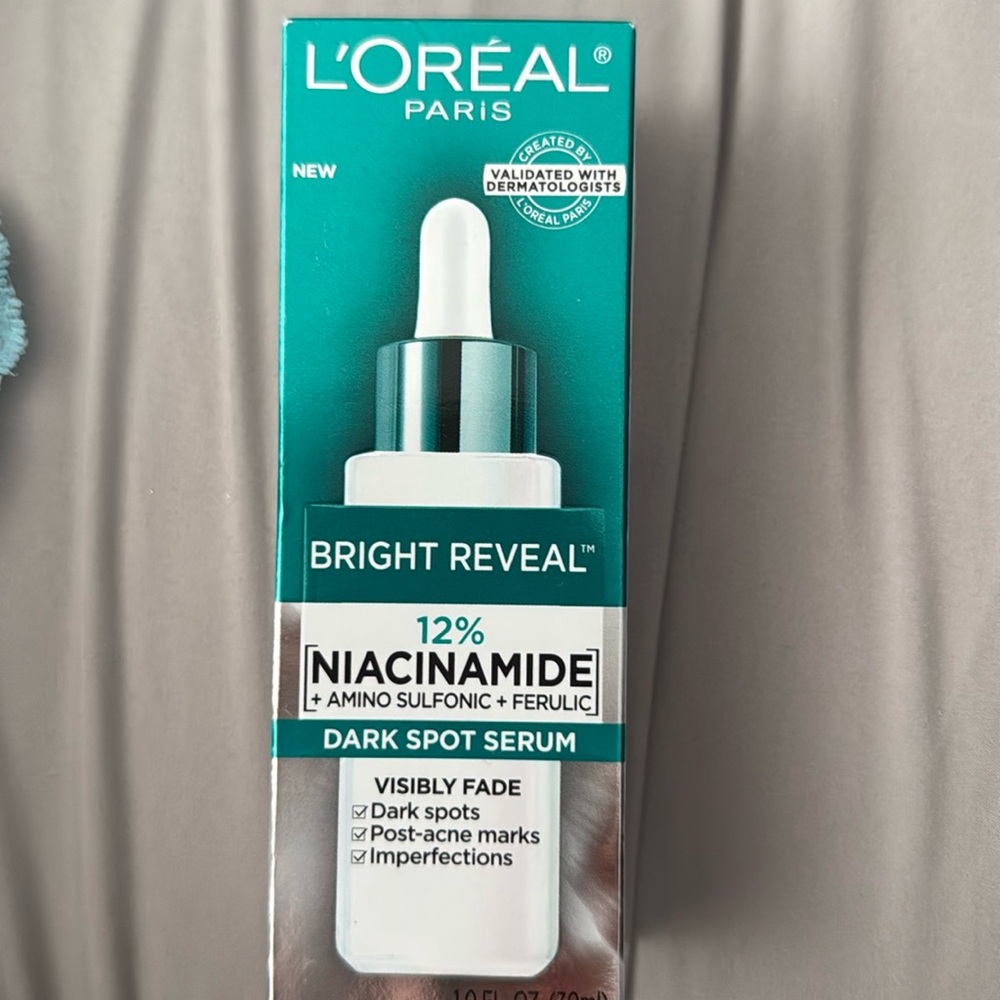 L’Oréal Paris bright reveal dark spot serum